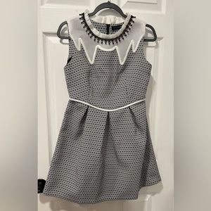 Valensole Women Sm A-Line Dress Black/White Geometric Print Beaded/Ruffled Neck